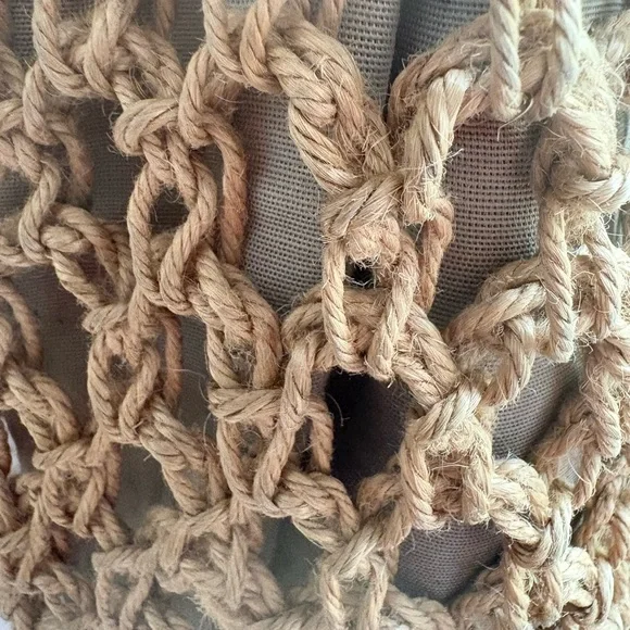Vintage Italian Tan Crochet/macrame Drawstring Bag - Picture 4 of 9